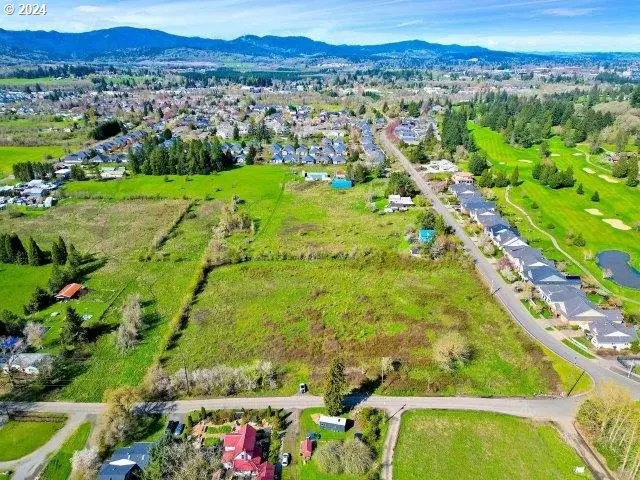 4525 SW Nash Ave, Corvallis, OR 97333 - Image #2