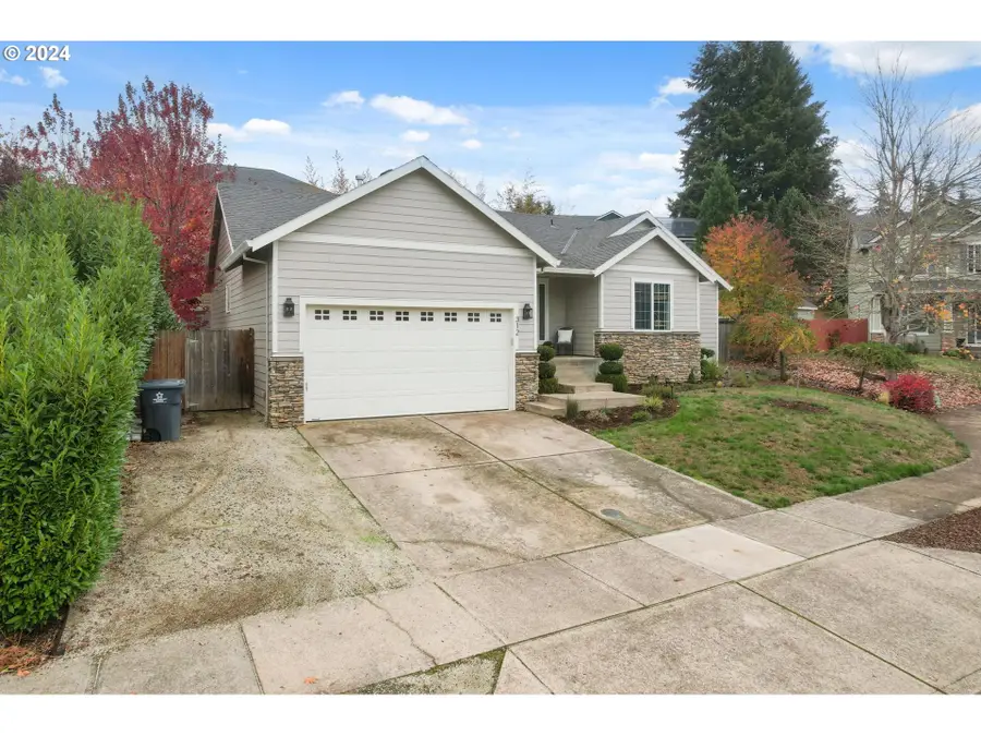 312 Division St Ne, Silverton, OR 97381 - Image #3