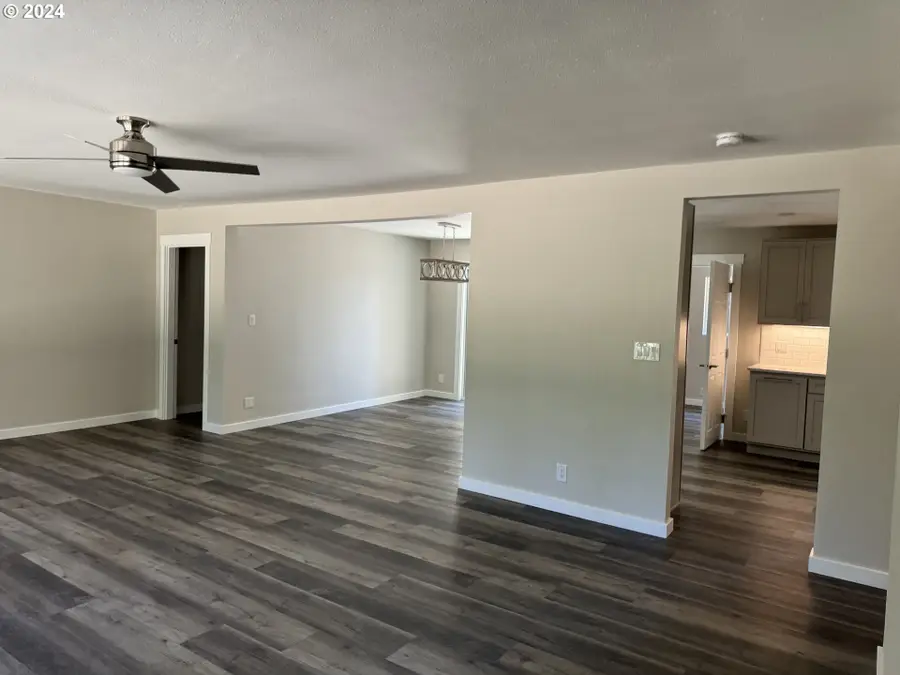 56188 Prosper Junction Rd, Bandon, OR 97411 - Image #3