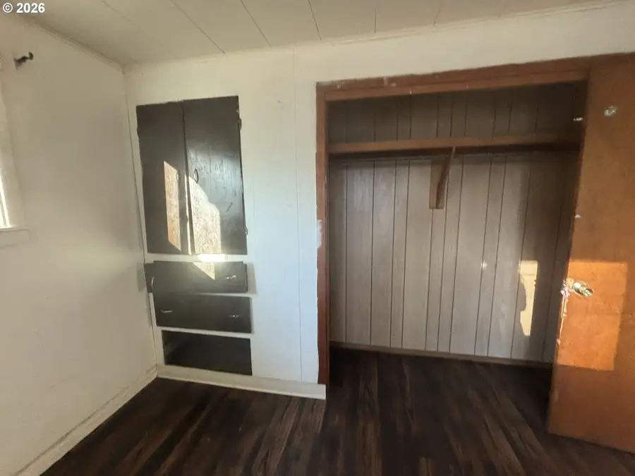 1093 23rd Ave, Sweet Home, OR 97386 - #3