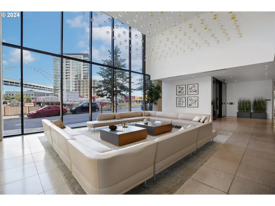 1150 NW Quimby St #1912, Portland, OR 97209 - Image #3