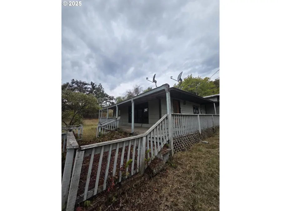 188 Robin St, Roseburg, OR 97470 - Image #3