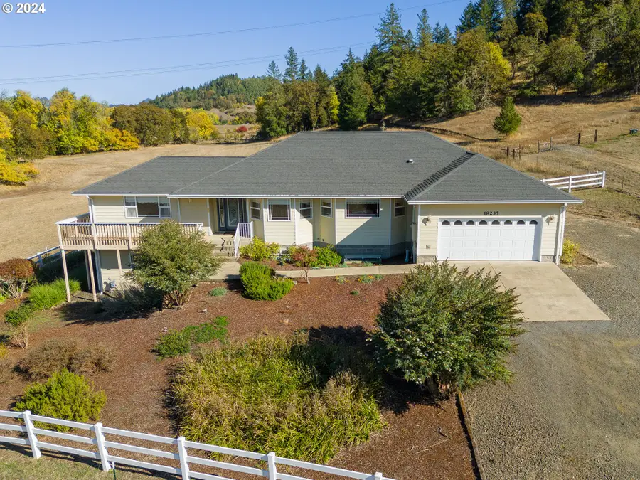 18235 Dixonville Rd, Roseburg, OR 97470 - Image #3
