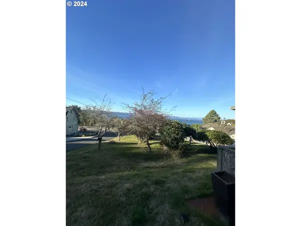 0 19th St, Astoria, OR 97103