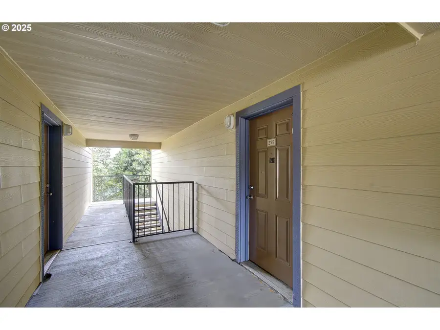275 SE 162nd Ave, Portland, OR 97233 - Image #2