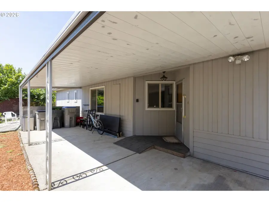 11387 SW Royal Villa Dr, Beaverton Hillsboro, OR 97224 - #3