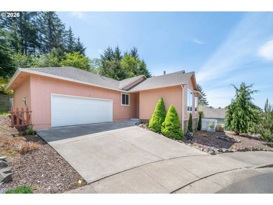 1844 SE 19th St, Lincoln City, OR 97367 - #3