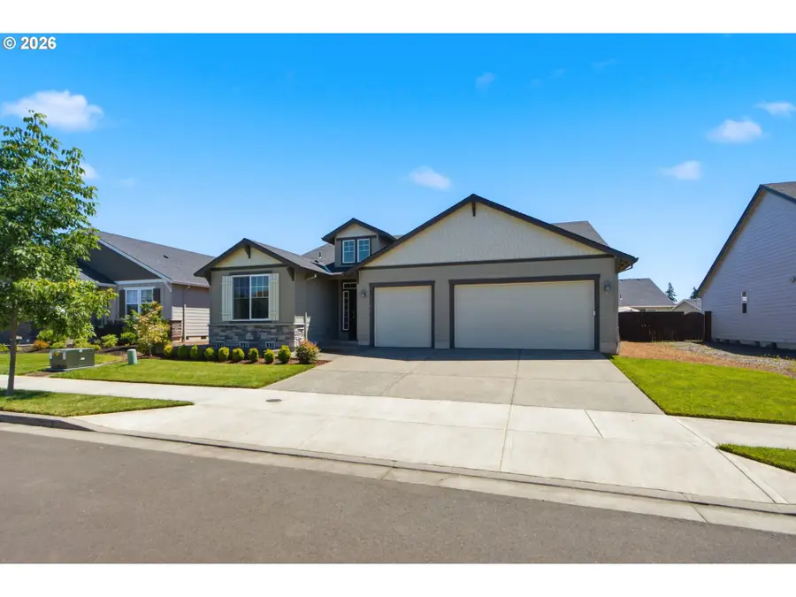 1948 N Ivy St, Canby, OR 97013 - #3
