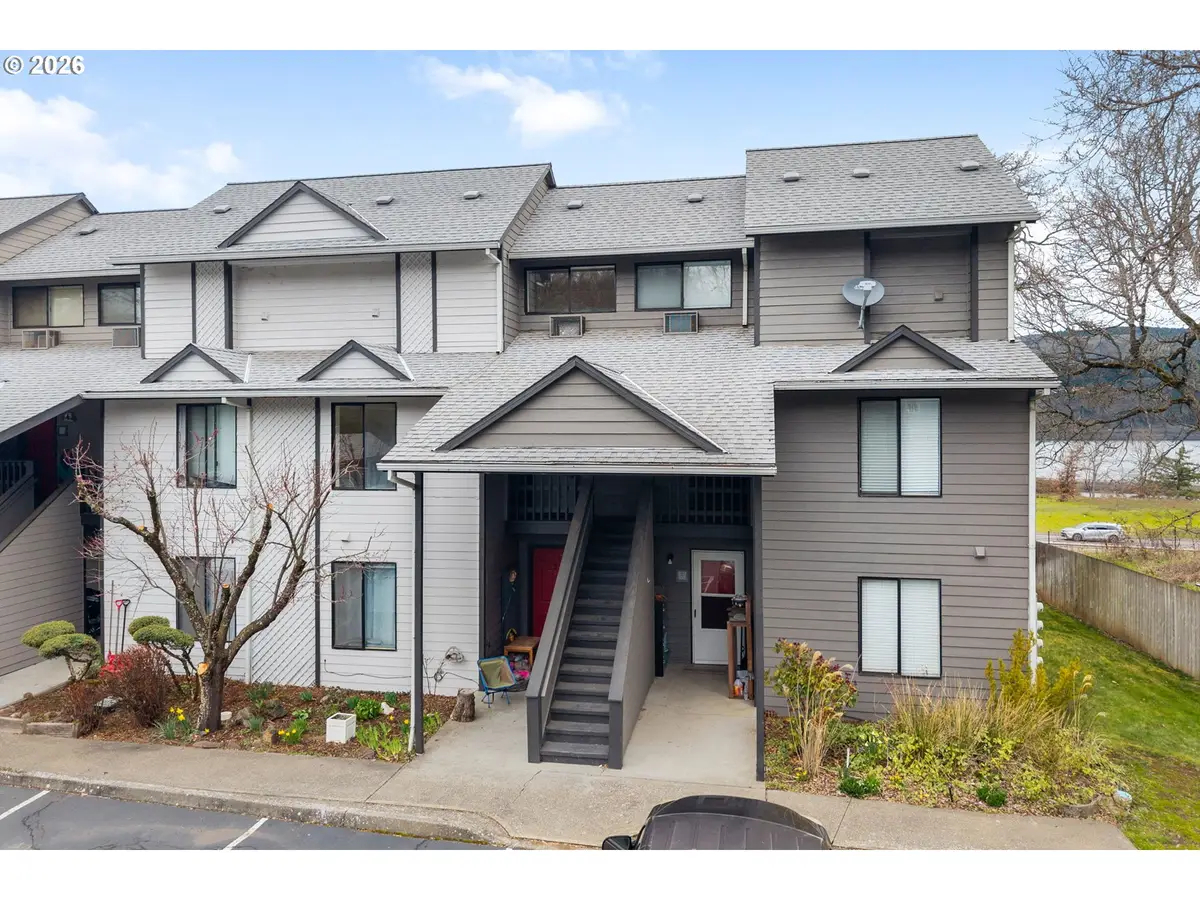 301 N 15th St #201, Hood River, OR 97031 - #1
