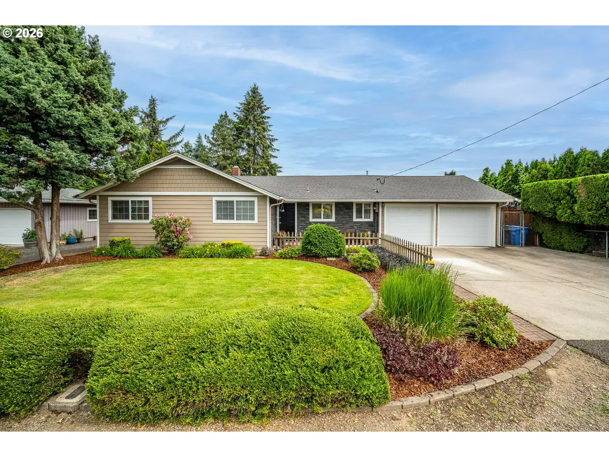 143 Ferndale Dr, Eugene, OR 97404 - #1