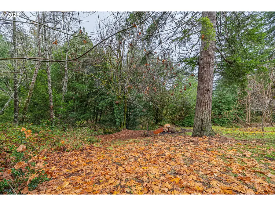 00 E 15th St, Coquille, OR 97423 - #2