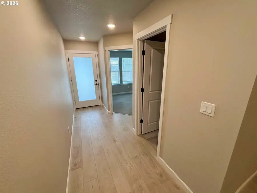 7465 SE Kinnaman St, Hillsboro, OR 97123 - #3