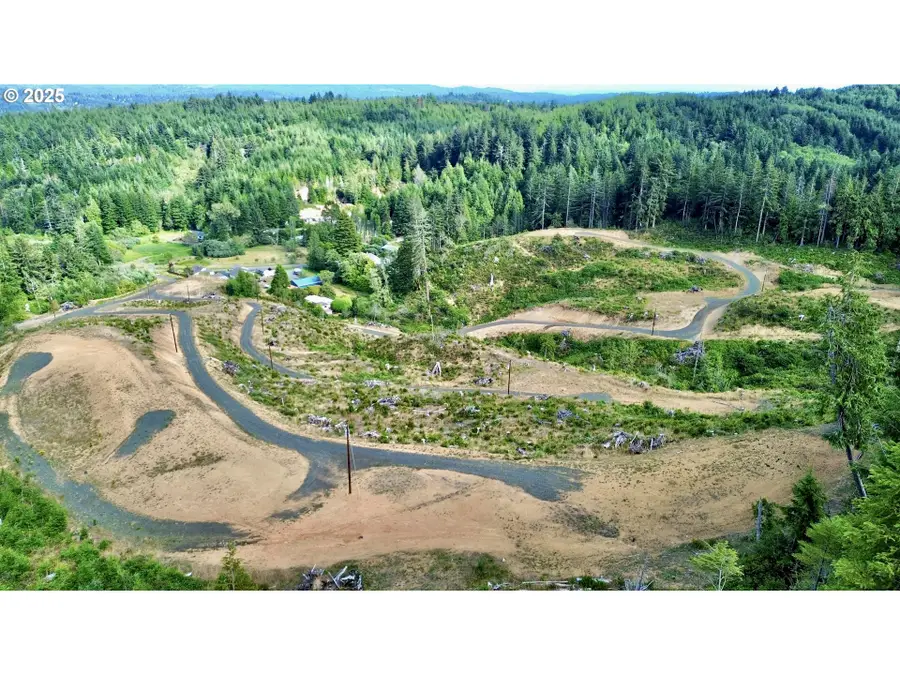 000 Fawn Ln #1202, Coosbay, OR 97420 - Image #3