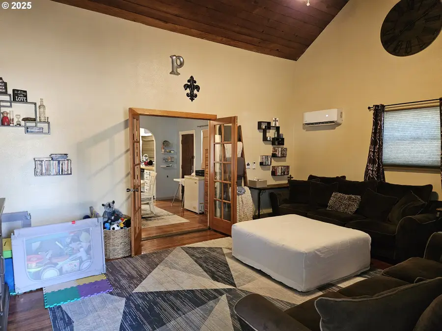 1040 6th Ave Se, Albany, OR 97321 - Image #3