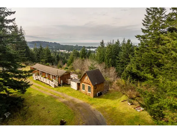 42365 Hensley Hill Rd, PortOrford, OR 97465