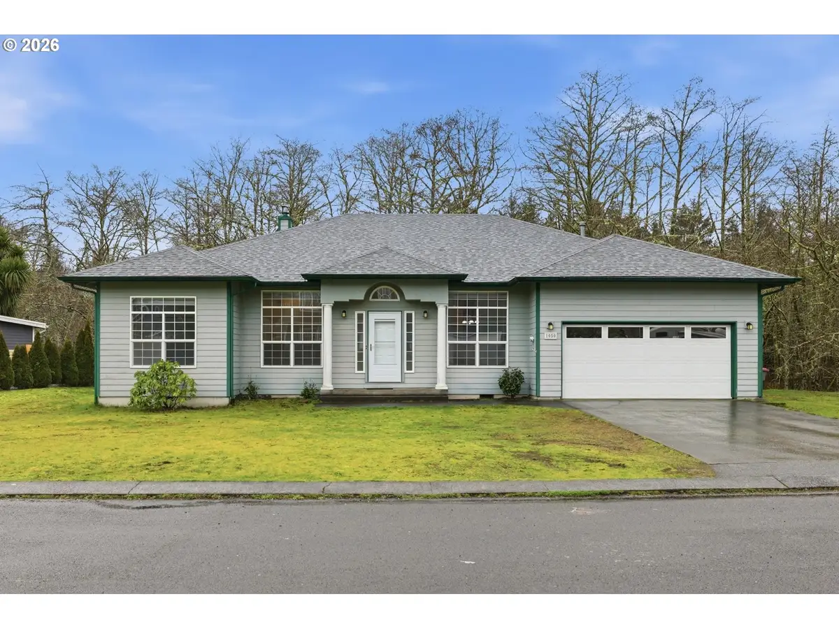 1050 Peacock St, Hammond, OR 97121 - #1