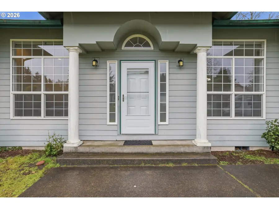 1050 Peacock St, Hammond, OR 97121 - #3