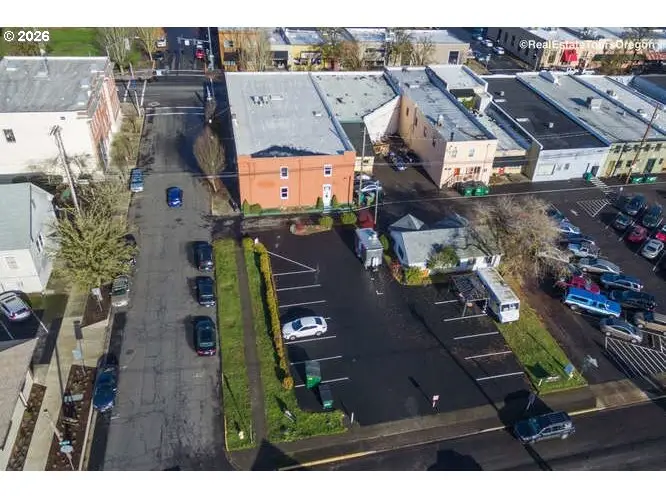 108 S Howard St, Newberg, OR 97132 - #1