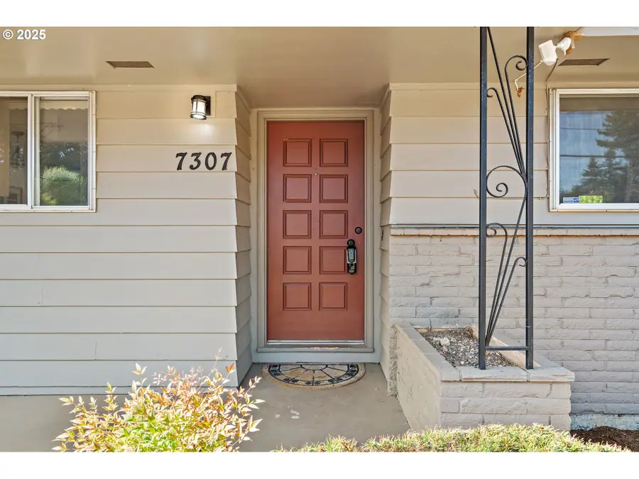 7307 SE Monroe St, Milwaukie, OR 97222 - Image #2