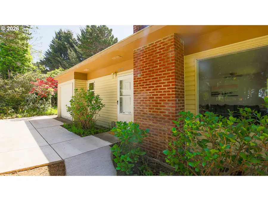 2835 SW Breakers Dr, Waldport, OR 97394 - #3