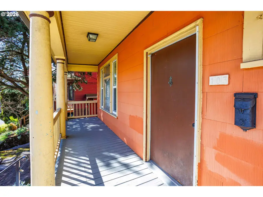 103 N Monroe St, Portland, OR 97227 - #3