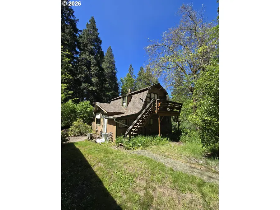 2505 Windy Creek Rd, Glendale, OR 97442 - #3