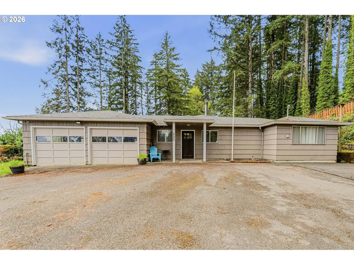 203 5th Ave, Sweet Home, OR 97386 - #1