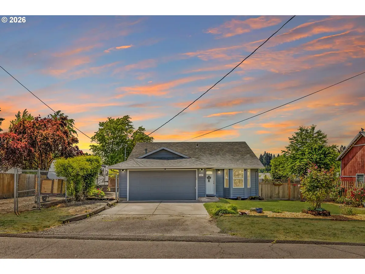 147 E 8th St, Lafayette, OR 97127 - #1