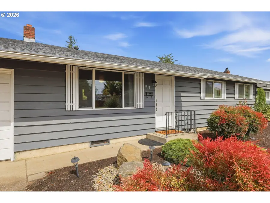 1318 Quinalt St, Springfield, OR 97477 - #3