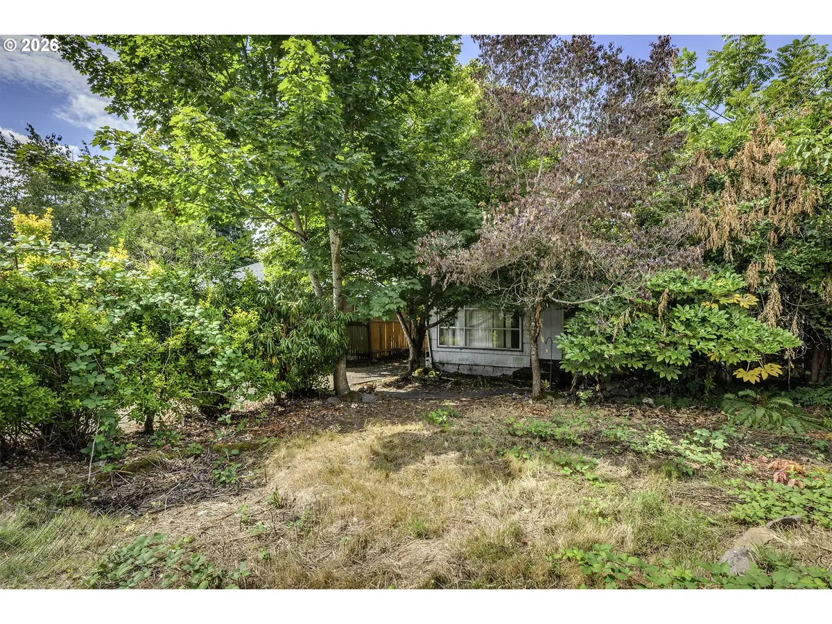 1205 SE 151st Ave, Portland, OR 97233 - #1