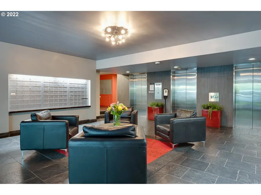 255 SW Harrison St, Portland, OR 97201 - #2