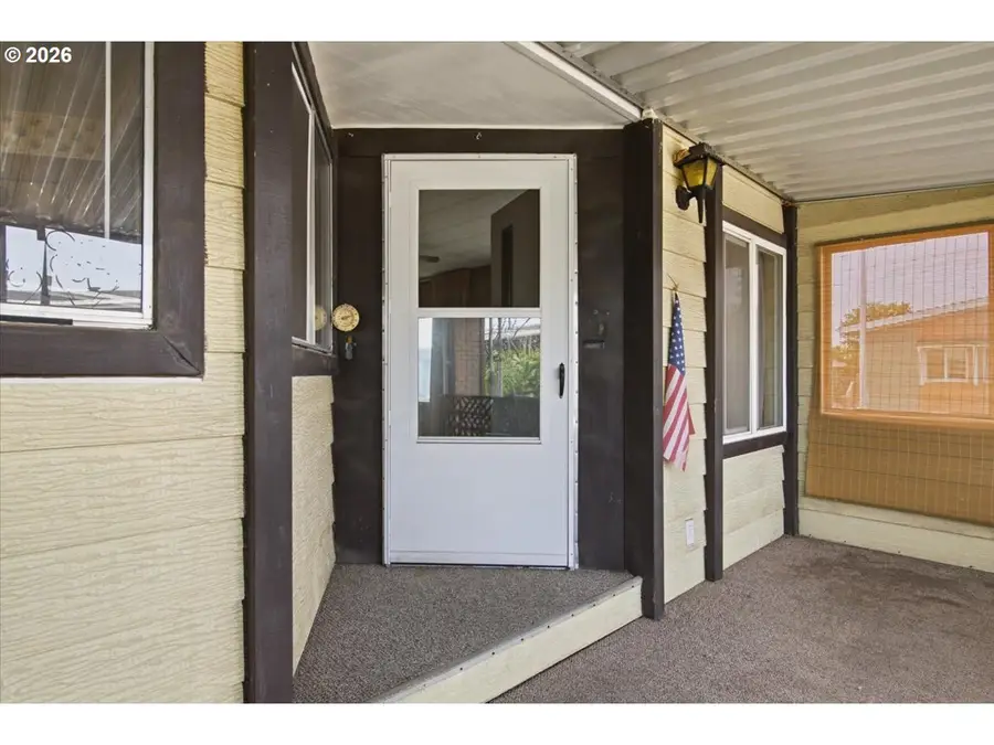 5422 Portland Rd Ne #104, Salem, OR 97305 - #2