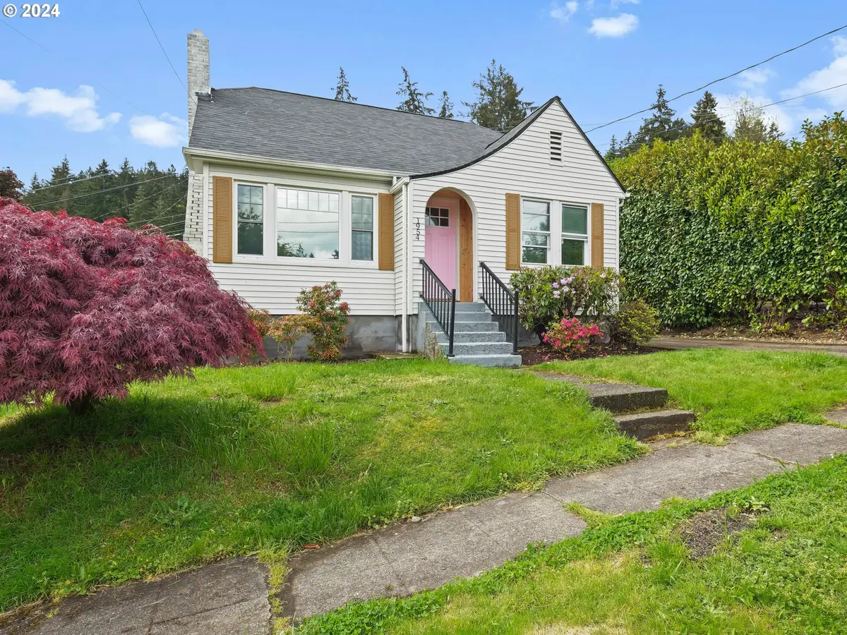 1954 Buck St, West Linn, OR 97068 - Image #1