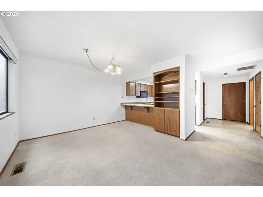 51945 SW 4th St, Scappoose, OR 97056 - #3