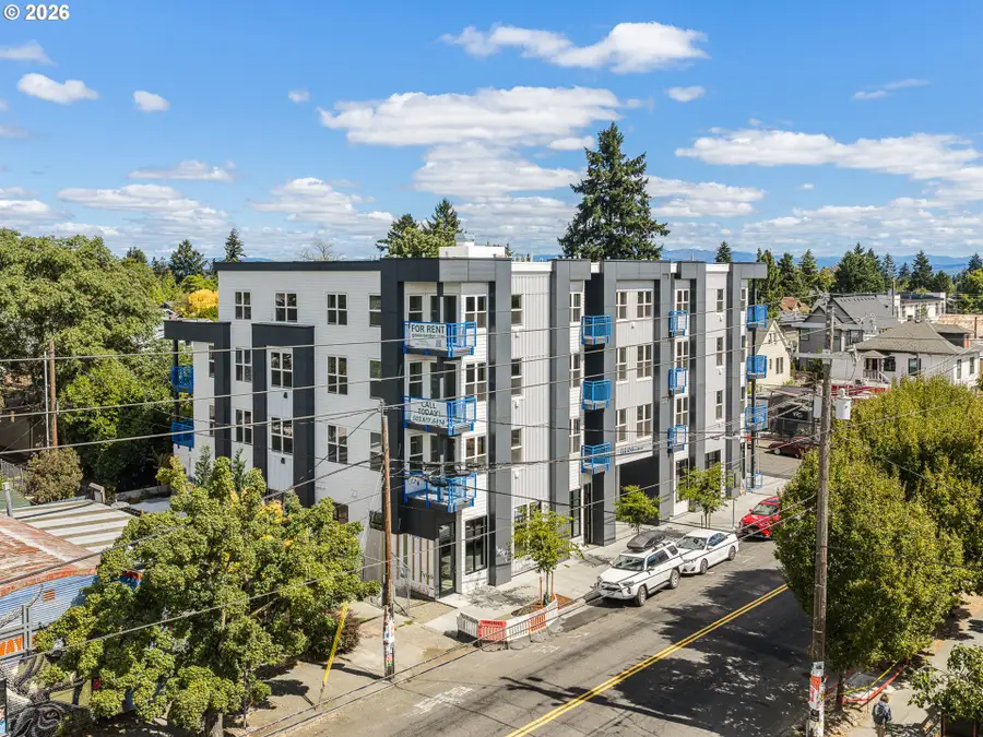 2465 NE Alberta St, Portland, OR 97211 - #3