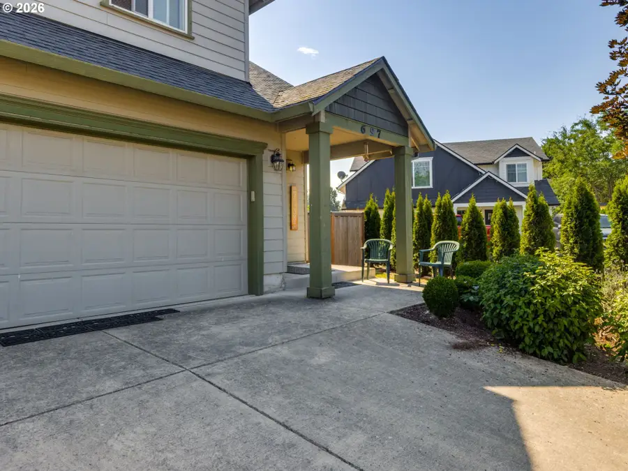 697 SE Millright Ct, McMinnville, OR 97128 - #3