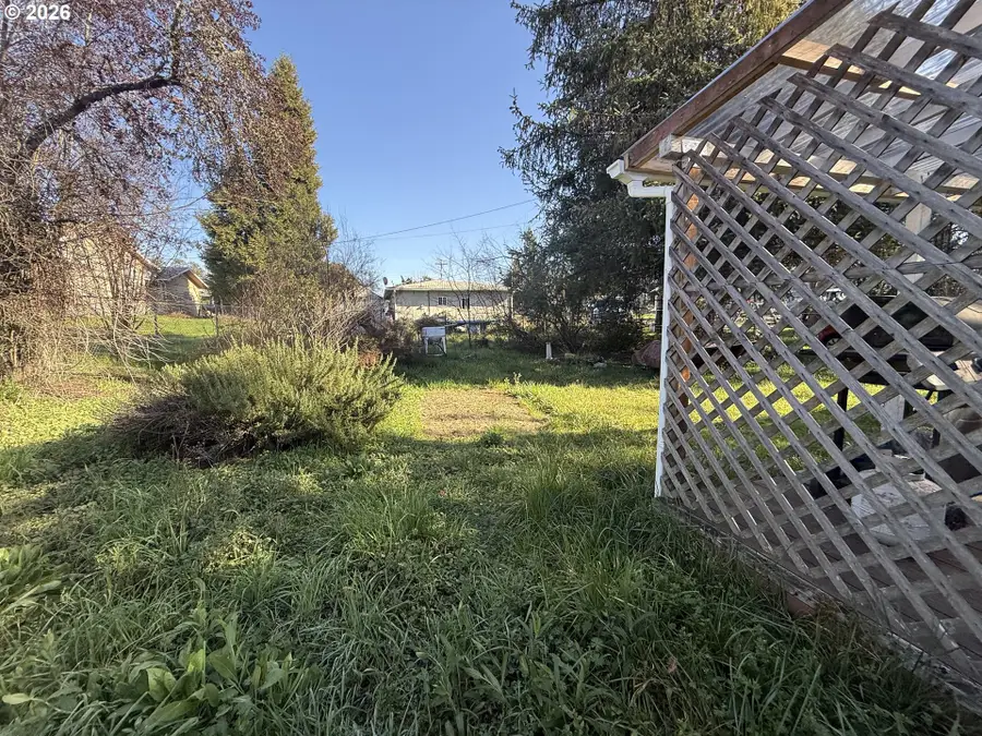 1356 Hospitality Way, Sutherlin, OR 97479 - #2