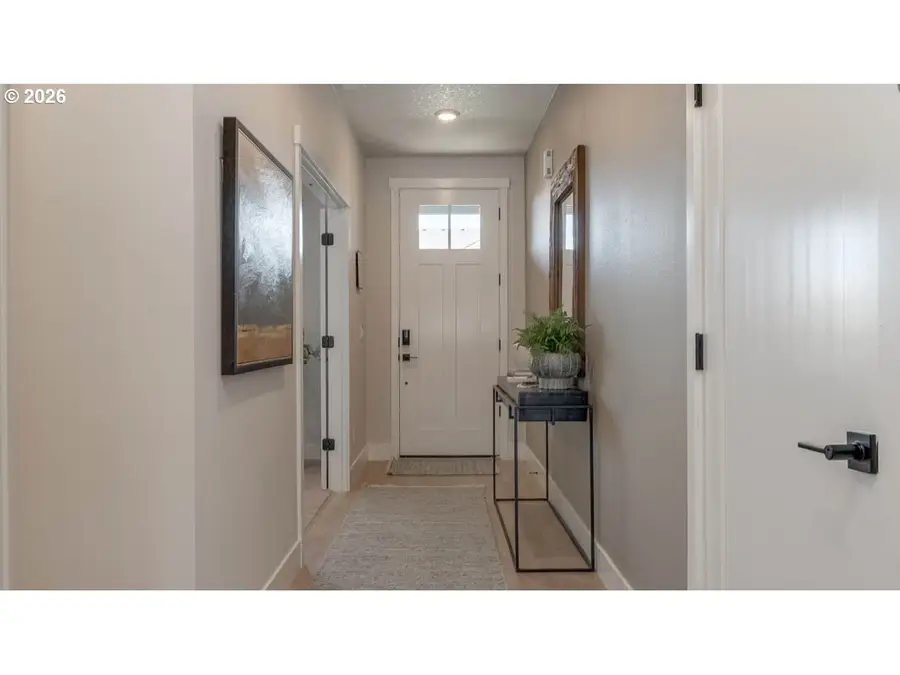 2209 Veneta Ave S, Salem, OR 97306 - #2