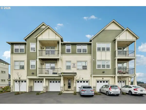 17168 SW Snowdale St #H-102, Beaverton, OR 97007