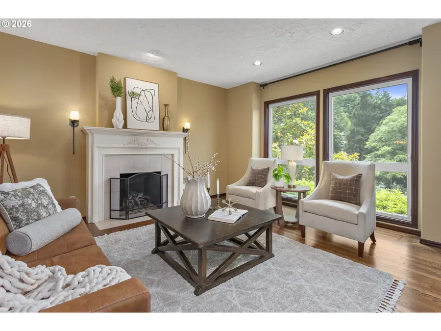 9004 SW Lancelot Ln, Portland, OR 97219 - #3