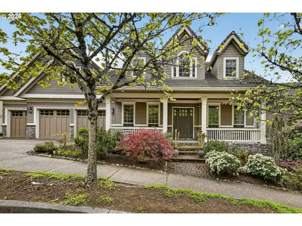 9742 NW Skyline Heights Dr, Portland, OR 97229