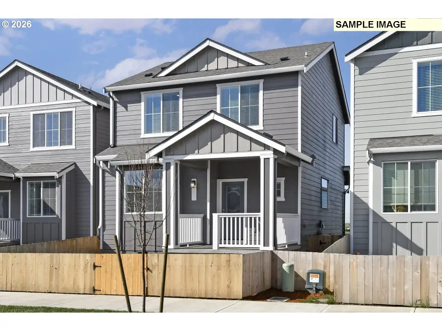 1105 Parkside Ave, Woodburn, OR 97071 - #2