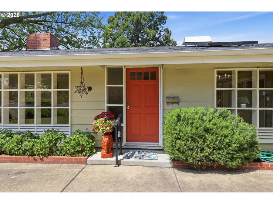3025 Harris St, Eugene, OR 97405 - #3