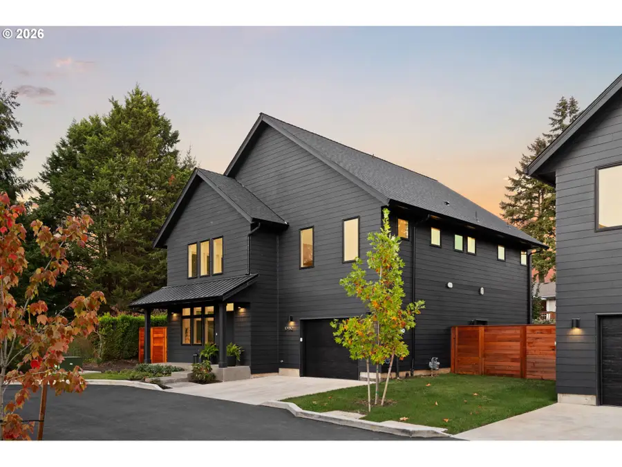 10980 SE Stanley Ave, Milwaukie, OR 97222 - #3