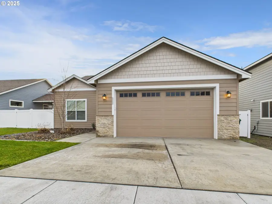 862 E Autumn Ave, Hermiston, OR 97838 - Image #2