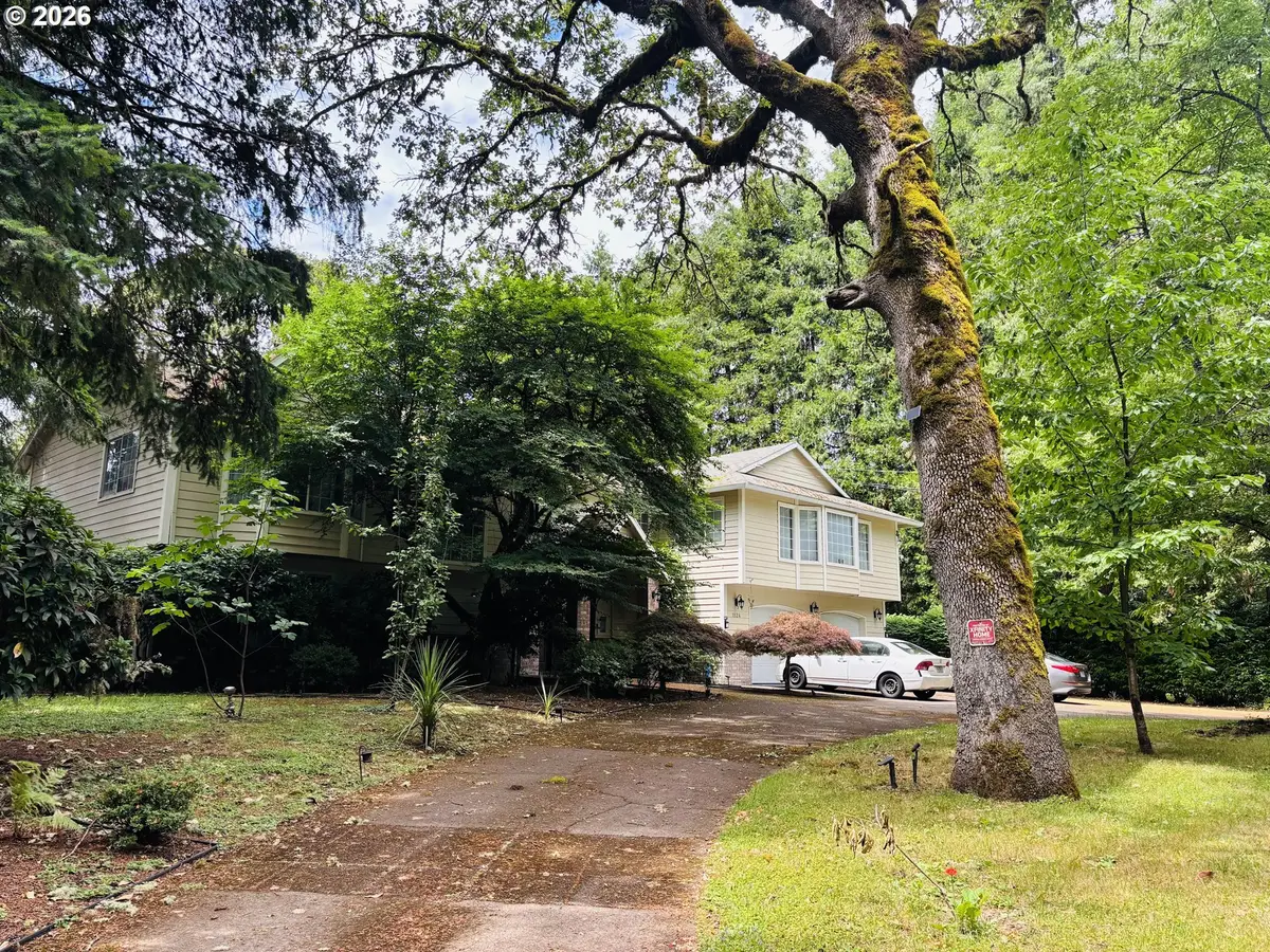 1124 SE River Forest Rd, Milwaukie, OR 97267 - #1