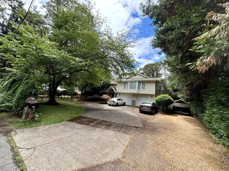 1124 SE River Forest Rd, Milwaukie, OR 97267 - #3