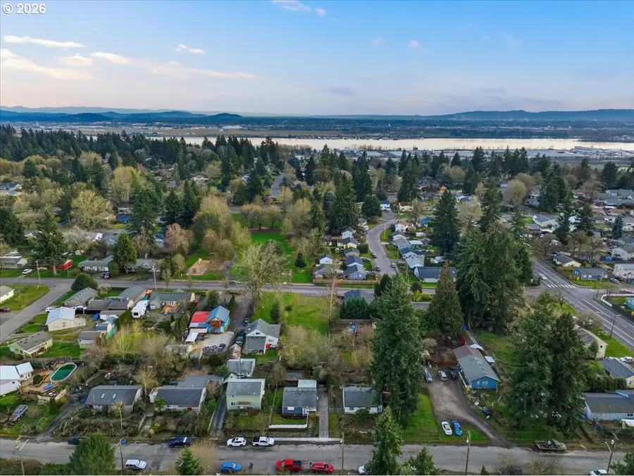 4005 E 14th St, Vancouver, WA 98661 - #2