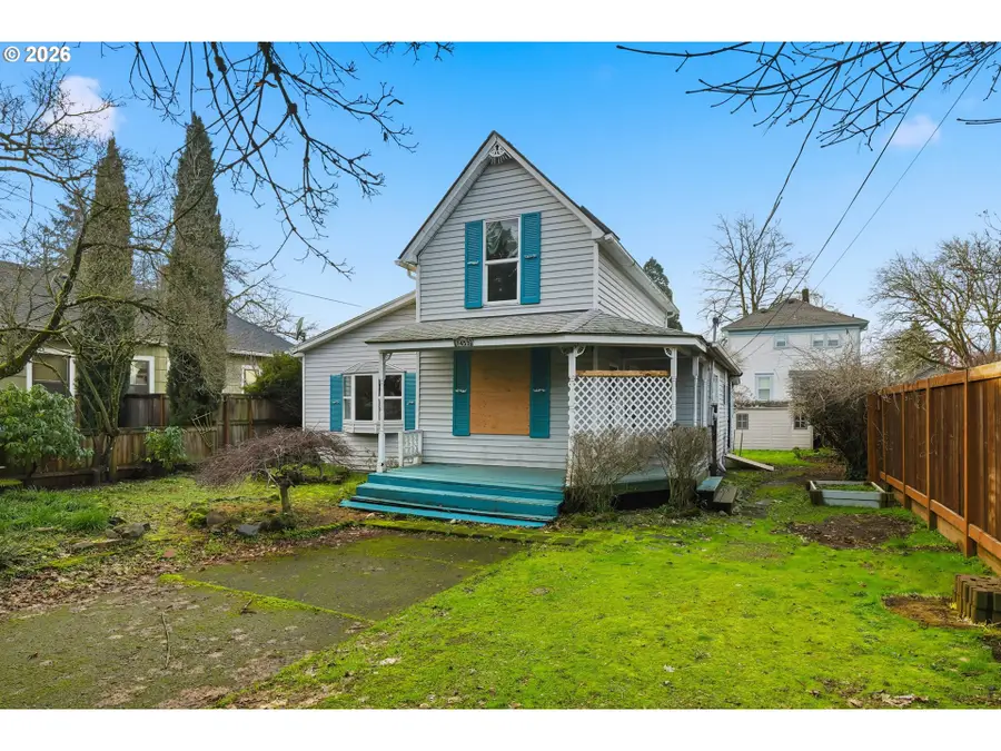 7453 N Stockton Ave, Portland, OR 97203 - Image #2