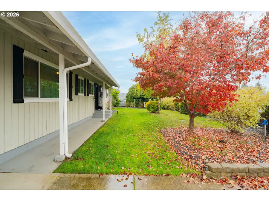 8201 NE 7th St, Vancouver, WA 98664 - #2